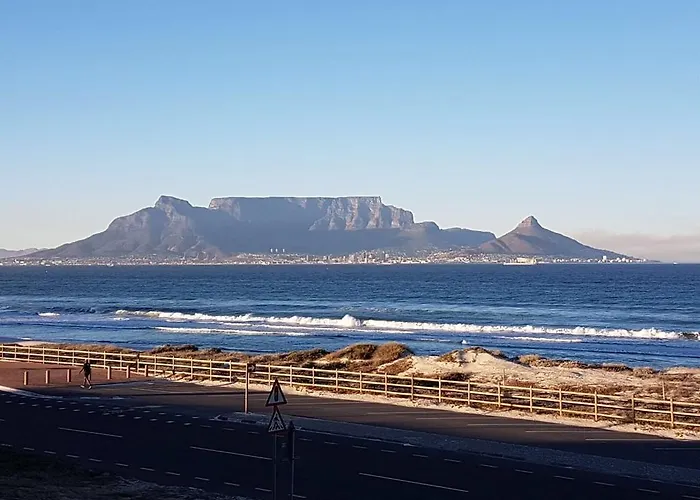 Blouberg Luxury Beachfront Apartment